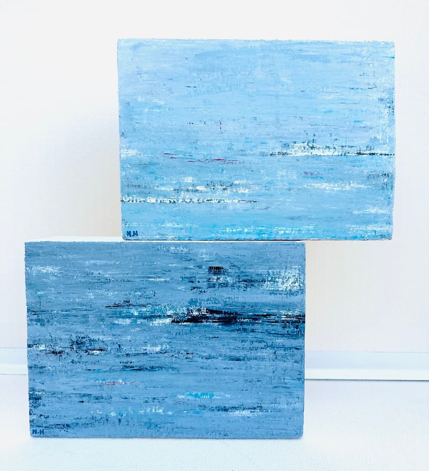 Résonance, peinture de Nadine Hardy, acrylique sur bois, 21 × 30 cm, 2025